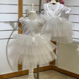 Robe Sissi blanche 2 à 6 ans