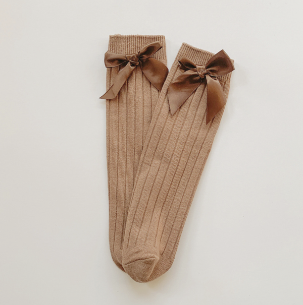 Chaussettes côtelées petits noeuds taille unique 3 à 10 ans – Image 3